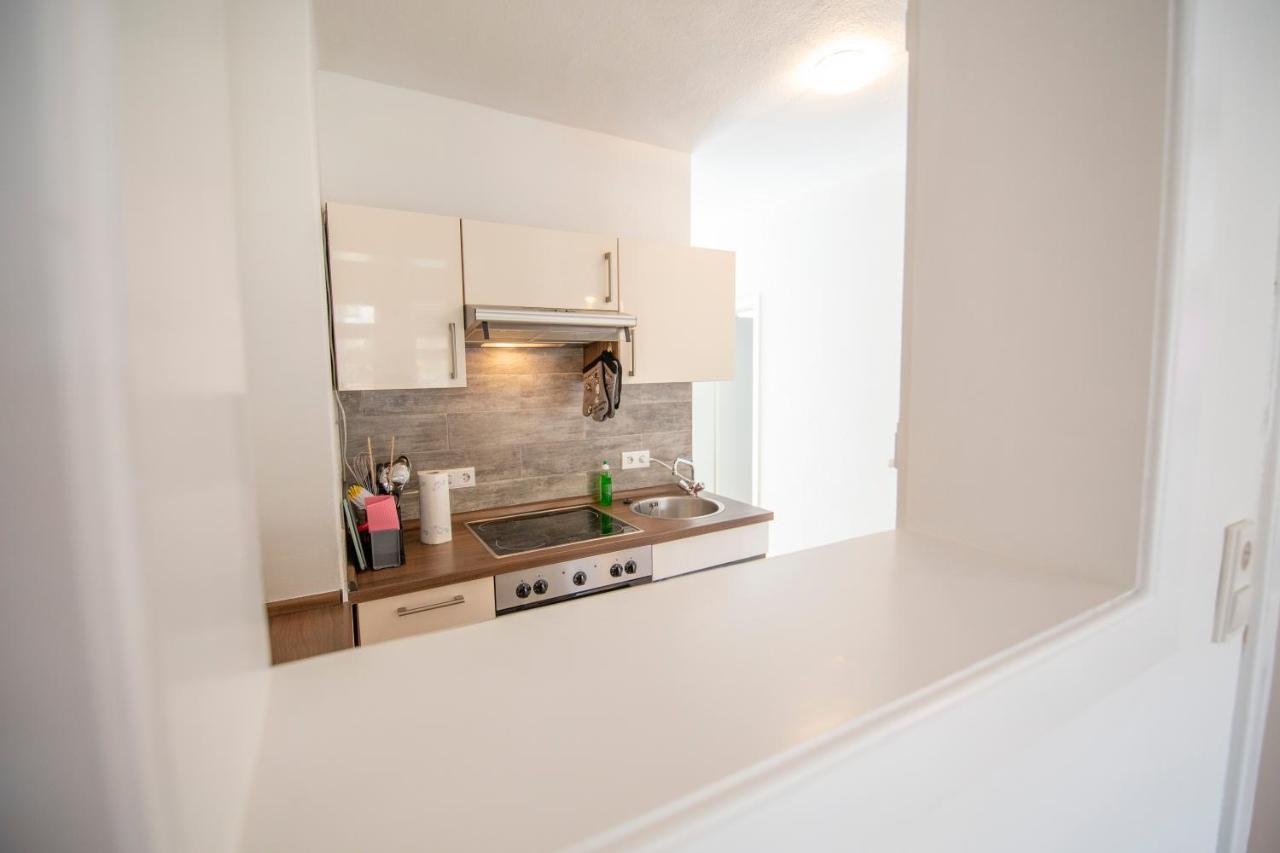 Apartment Mit Kleinem Innenhof Im Erdgeschoss Fuer Bis Zu 4 Personen Klotten Extérieur photo