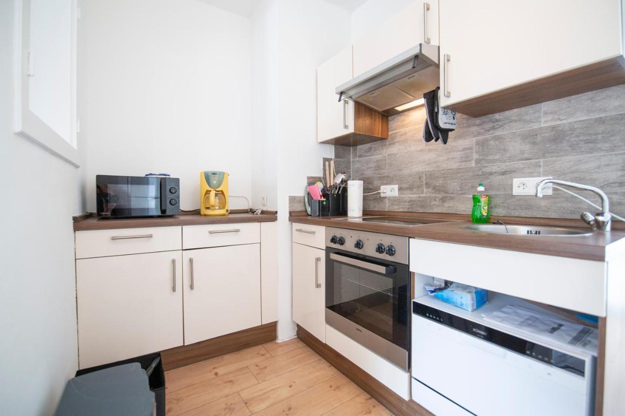 Apartment Mit Kleinem Innenhof Im Erdgeschoss Fuer Bis Zu 4 Personen Klotten Extérieur photo